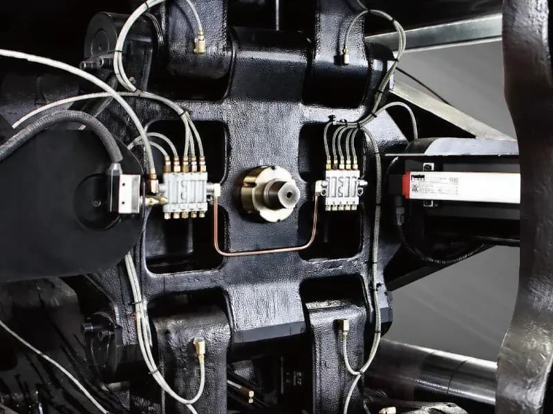 Multi-Cavity Mold Support